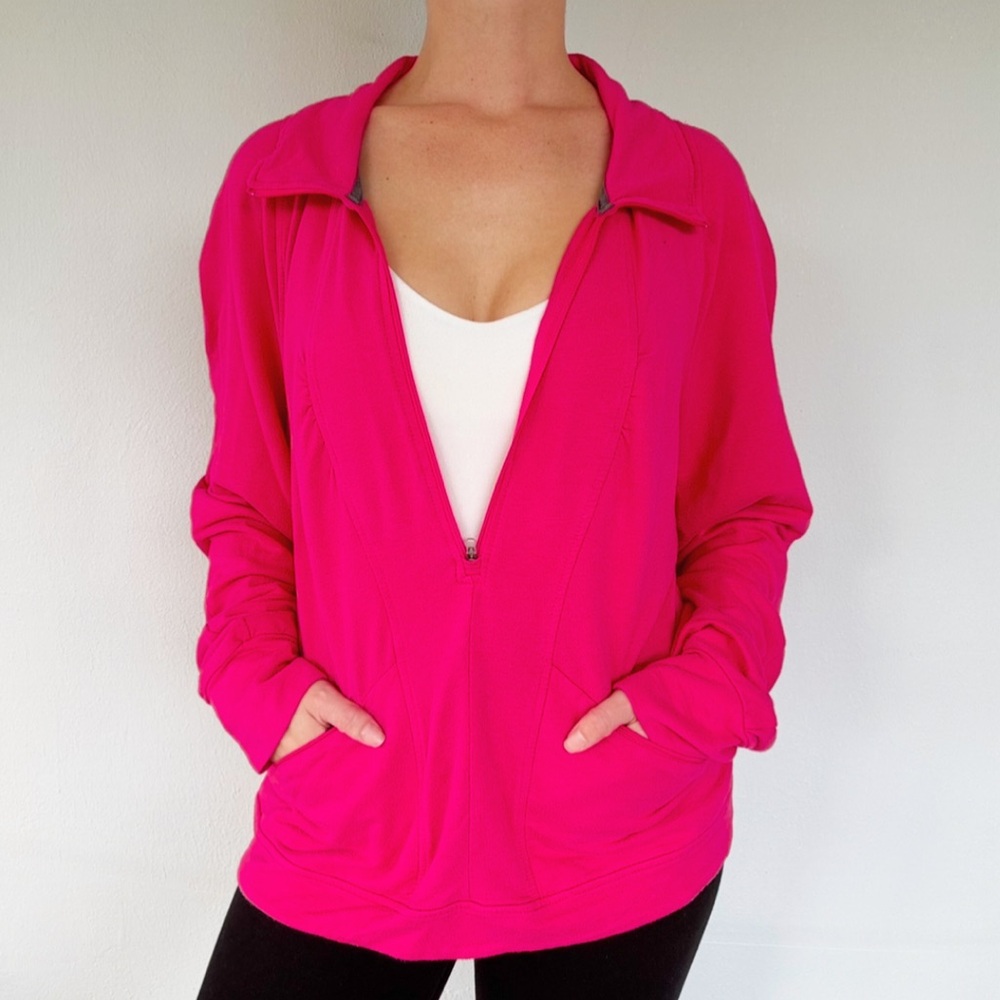 Brisas hot pink half zip pullover style thumb hole workout top size XL